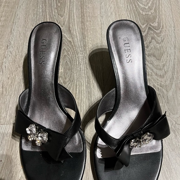 Ladies sandles - Picture 1 of 5